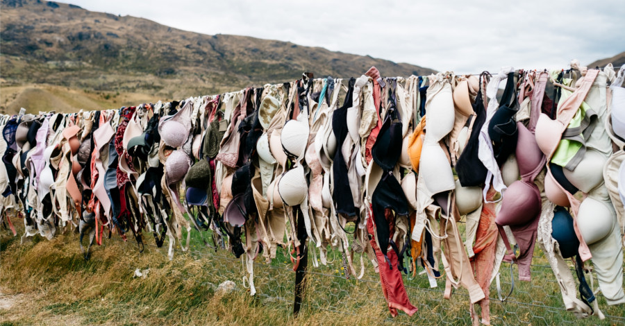 Nie ste spokojná s tvarom pŕs po pôrode? Pomôže vám push-up podprsenka!