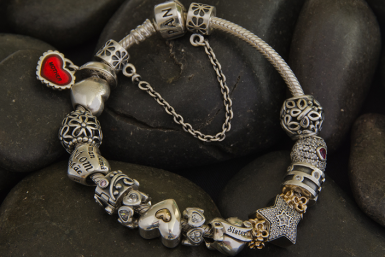 Náramky a prívesky Pandora: Zbožňuje ich celý svet